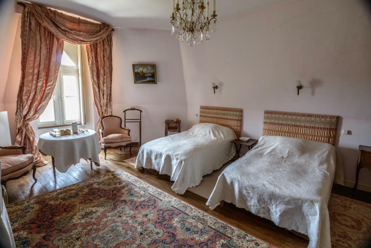 Manoir De La Chouanniere Villa Montreuil-sur-Maine Kültér fotó