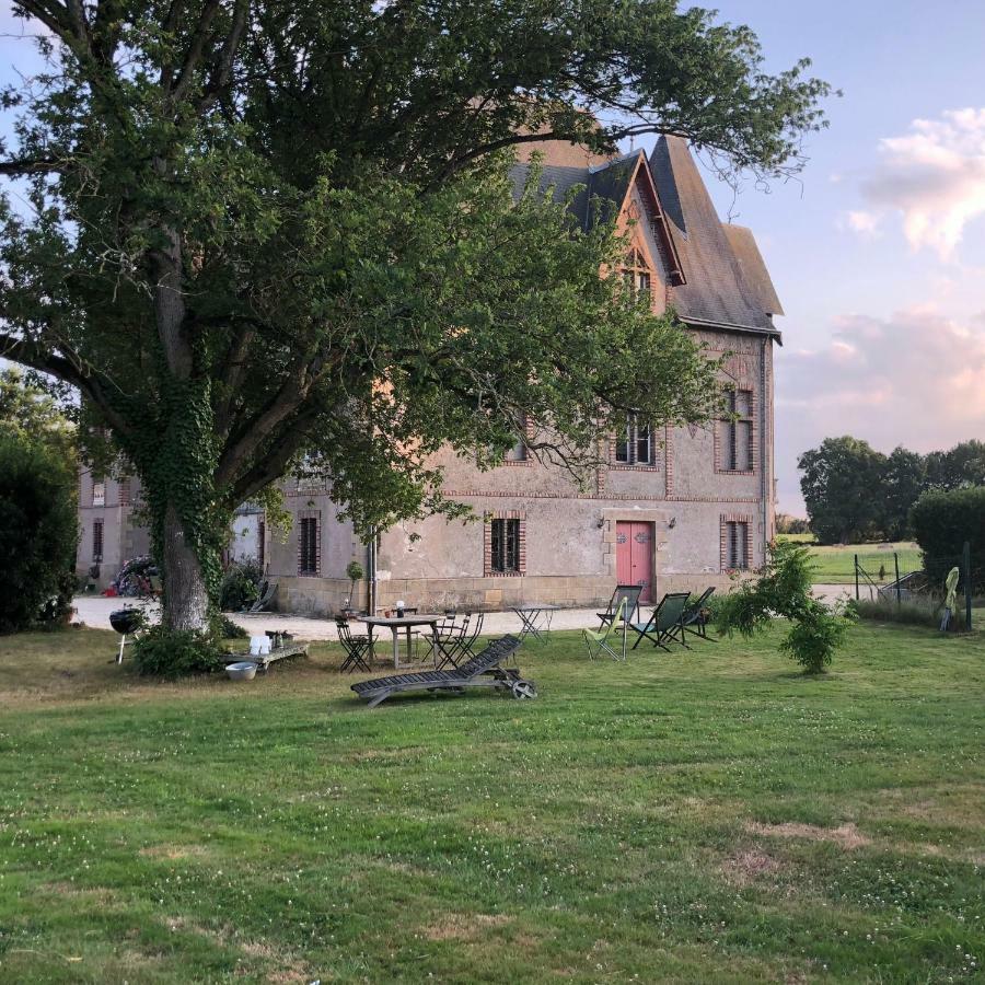Manoir De La Chouanniere Villa Montreuil-sur-Maine Kültér fotó