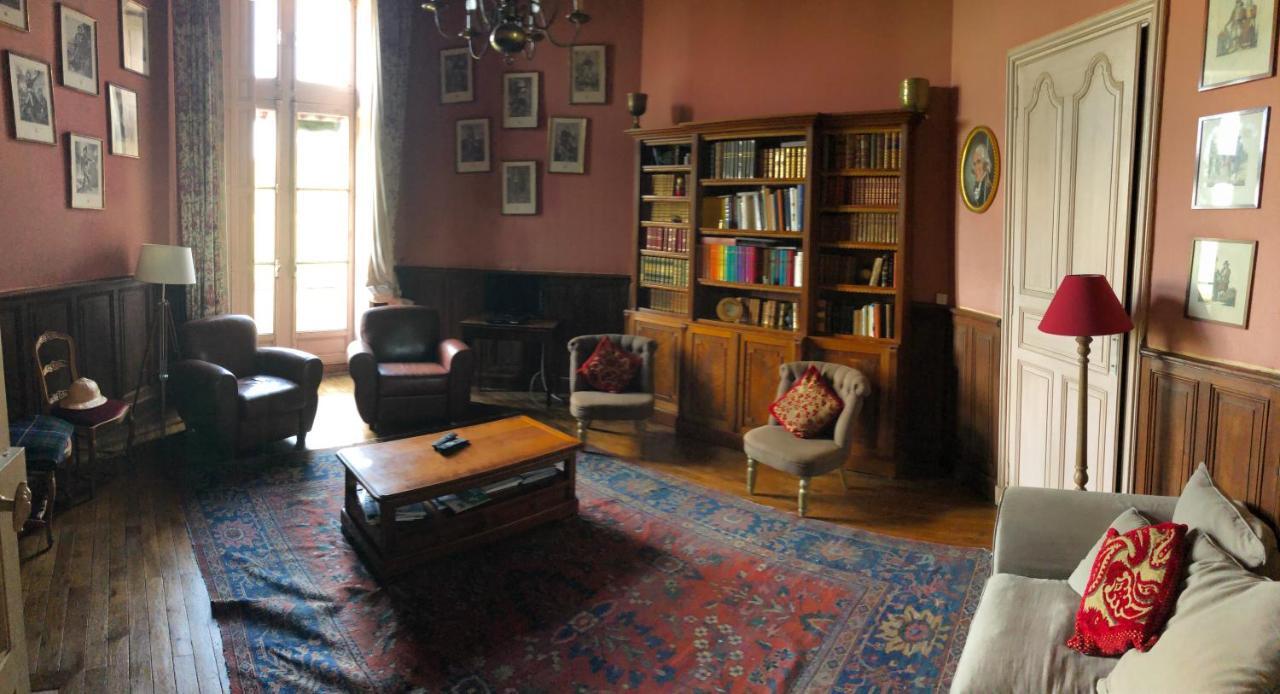 Manoir De La Chouanniere Villa Montreuil-sur-Maine Kültér fotó